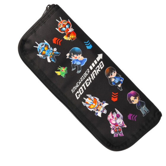 216197 Pbandai 預訂 2024/9月 仮面ライダーガッチャード　デフォルメ　傘ケース