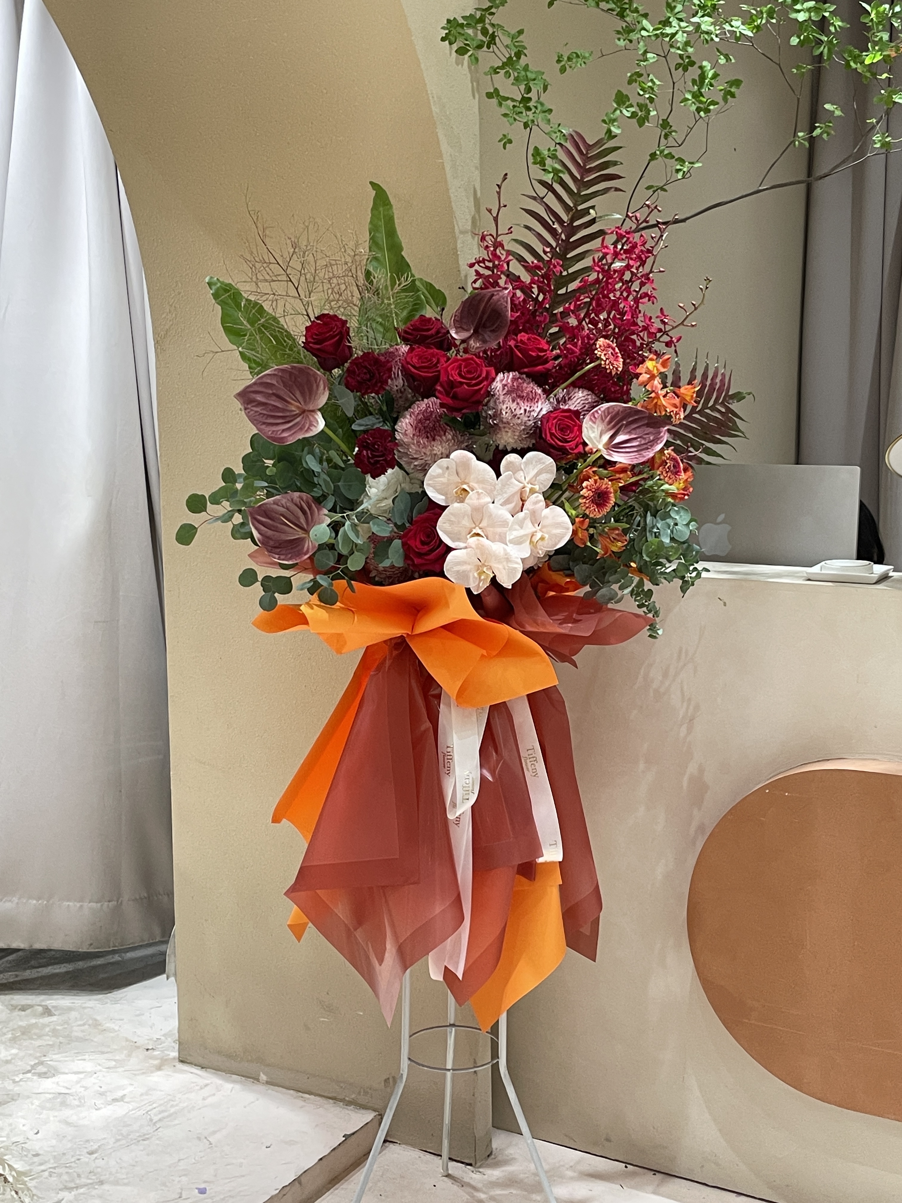 繁華盛世．藝術裝裙鮮花高架花籃 開幕花籃