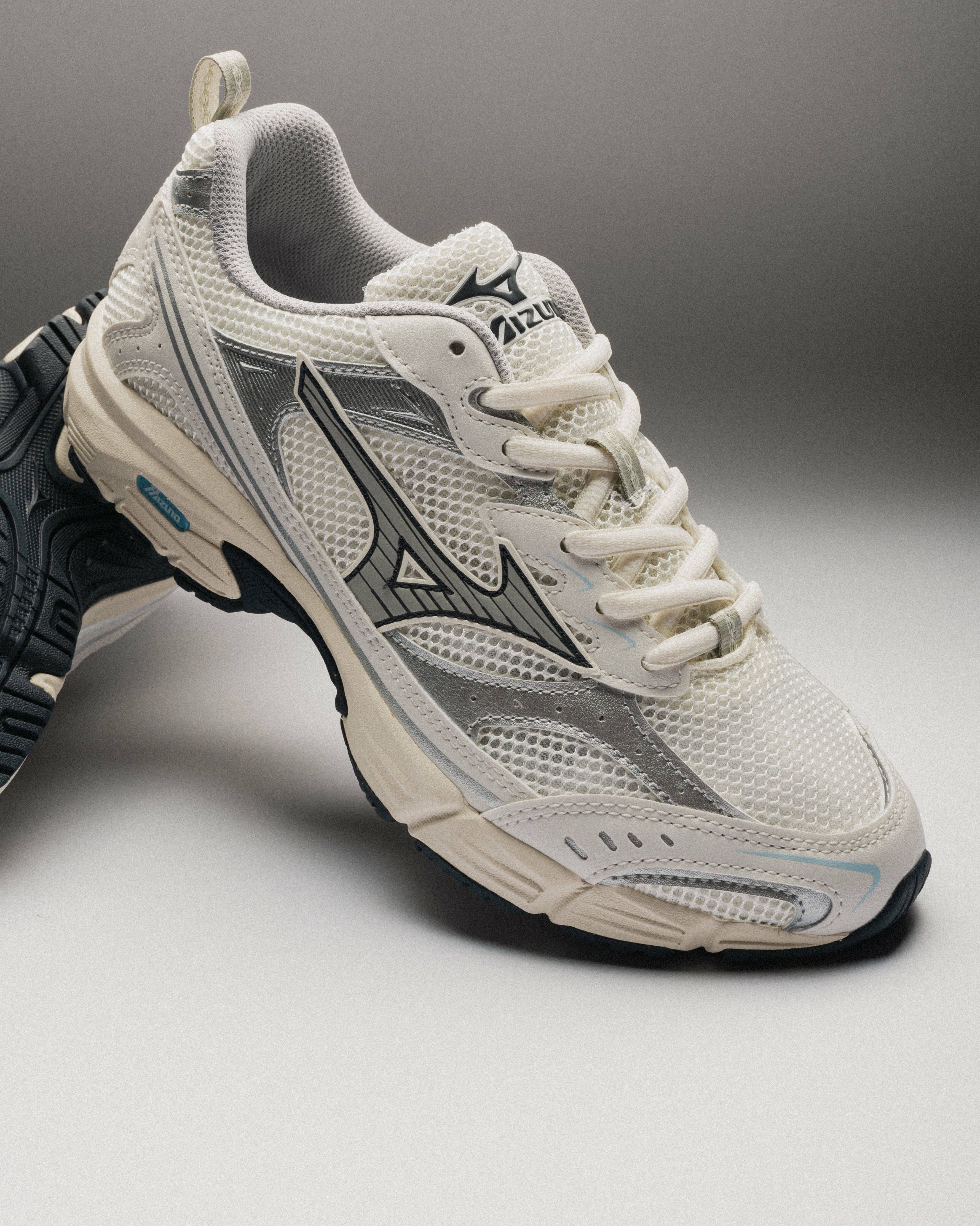 MIZUNO MXR OG | White Silver Blue D1GA245103