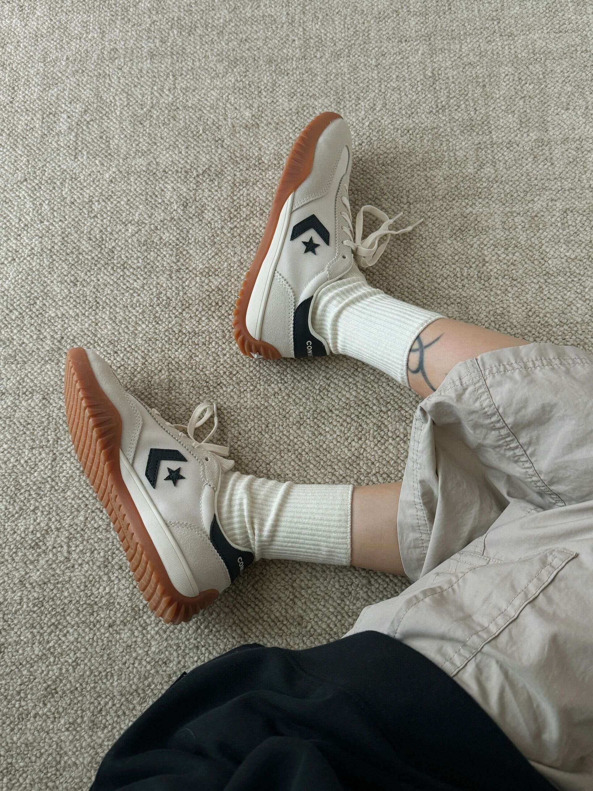 Converse Run Star Trainer 麂皮 焦糖底 復古 德訓鞋 流星鞋 Karina同款 米白色 A08262C/預購