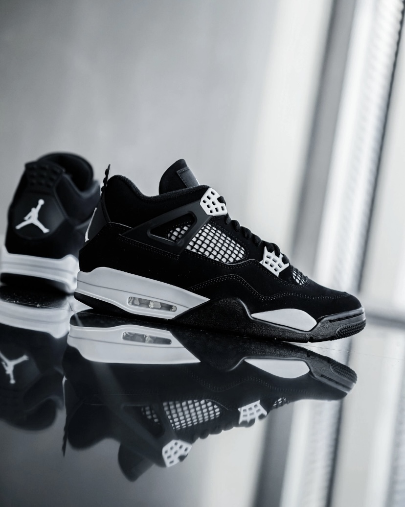 【Focus Store】現貨秒發 Nike Air Jordan 4 Retro GS "White Thunder" 黑白 大童 FQ8213-001