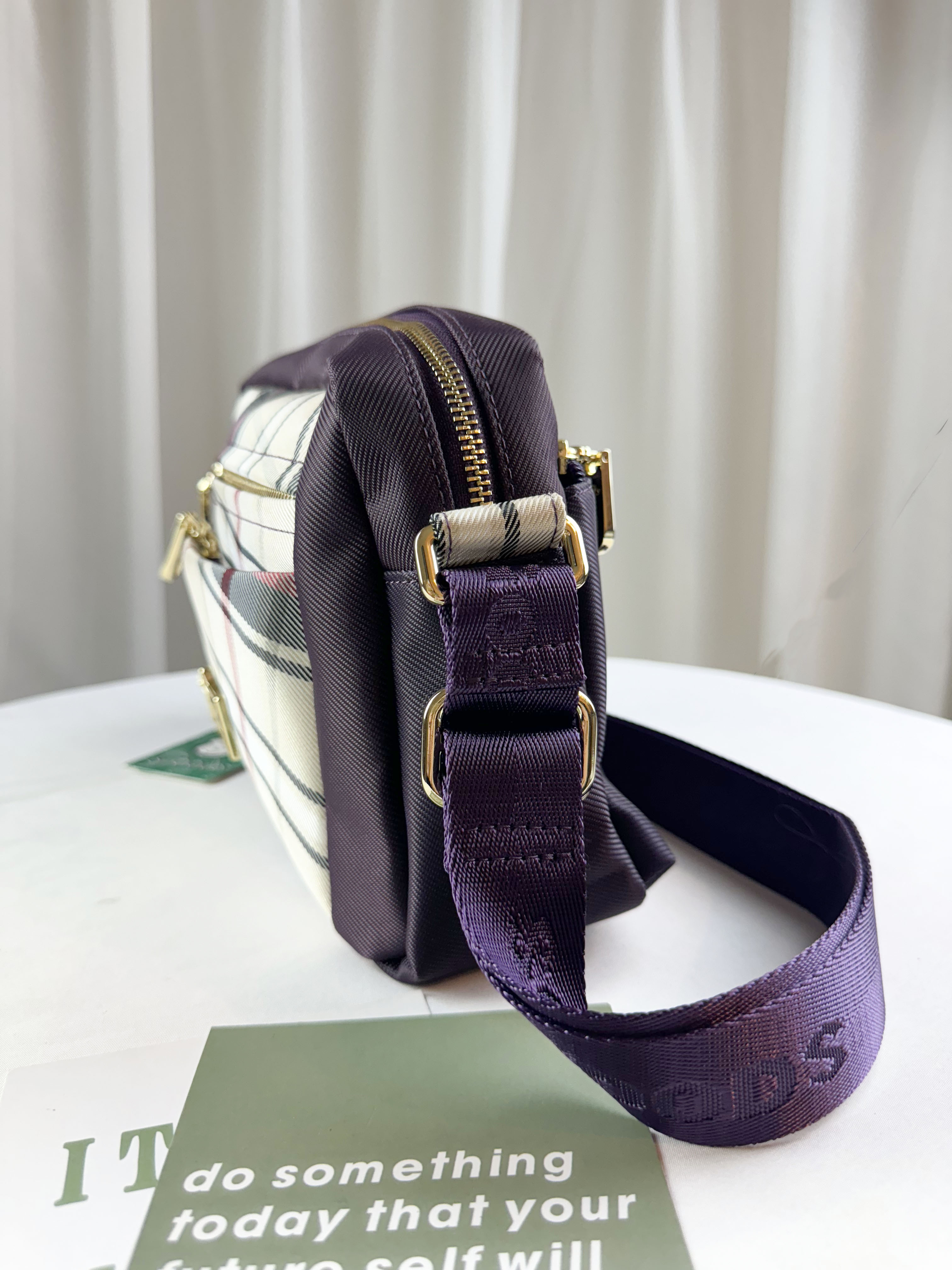 GOODS 紫格紋拼色防潑水肩背包 / 側背包 #2666