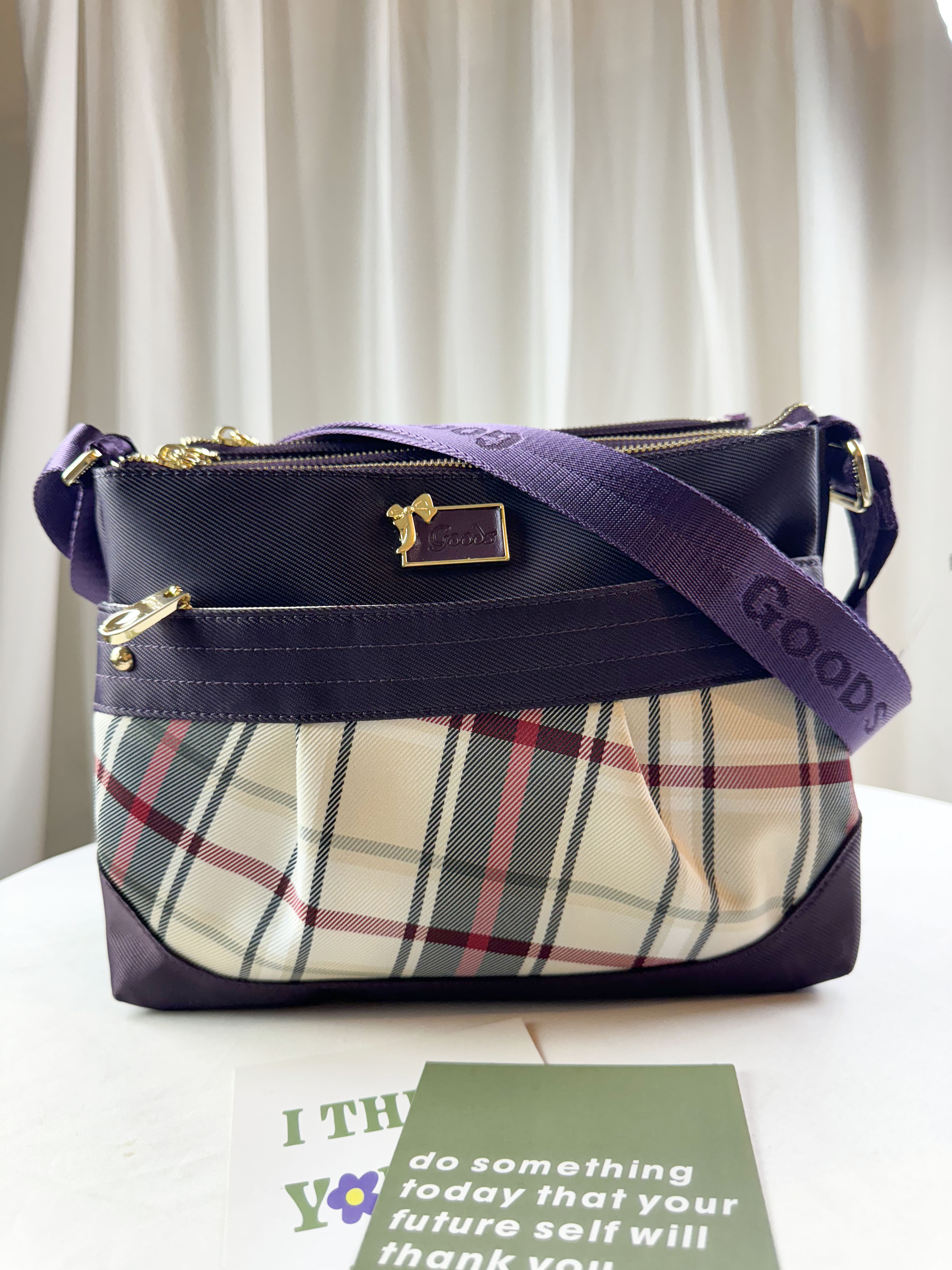 GOODS 紫格紋拼色防潑水側背包  #2685