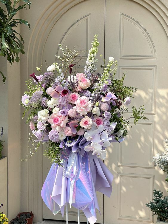 絢彩丁香紫．藝術裝裙鮮花高架花籃 開幕花籃