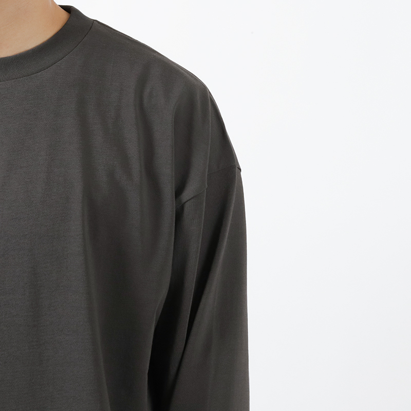ATON Fresca Plate Oversized L/S T-Shirt Charcoal Gray