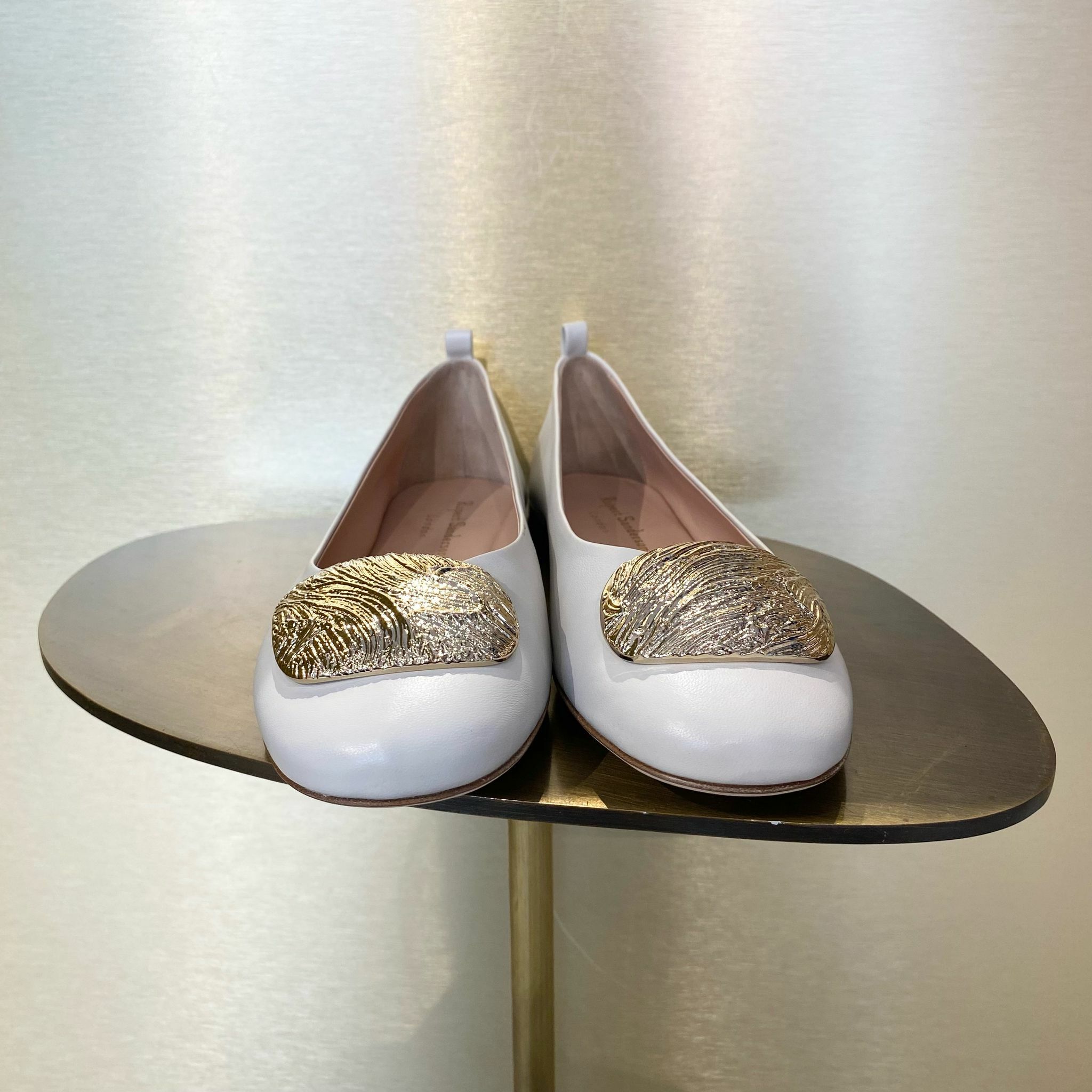 Rupert Sanderson RS New Vedette Ripple White flats