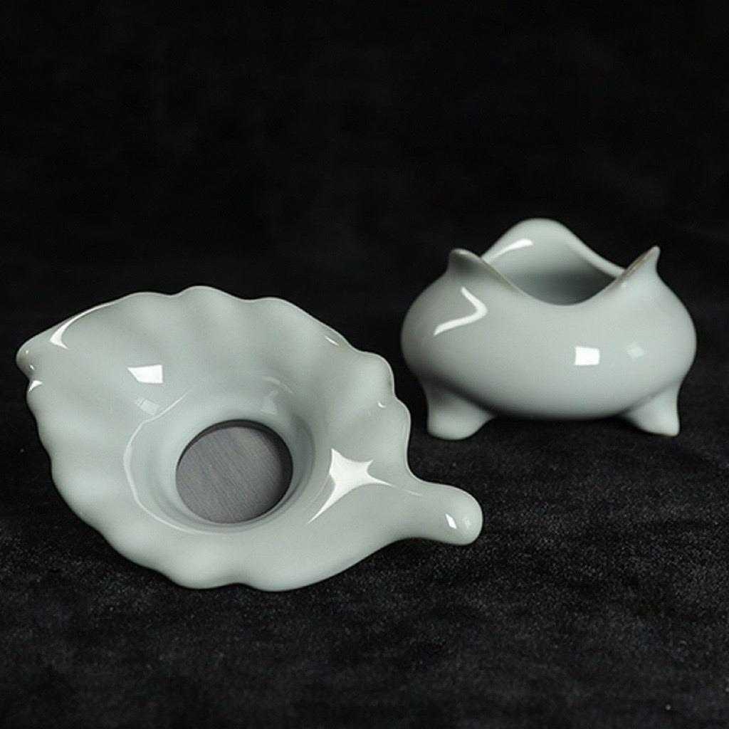 青瓷茶漏【D3】