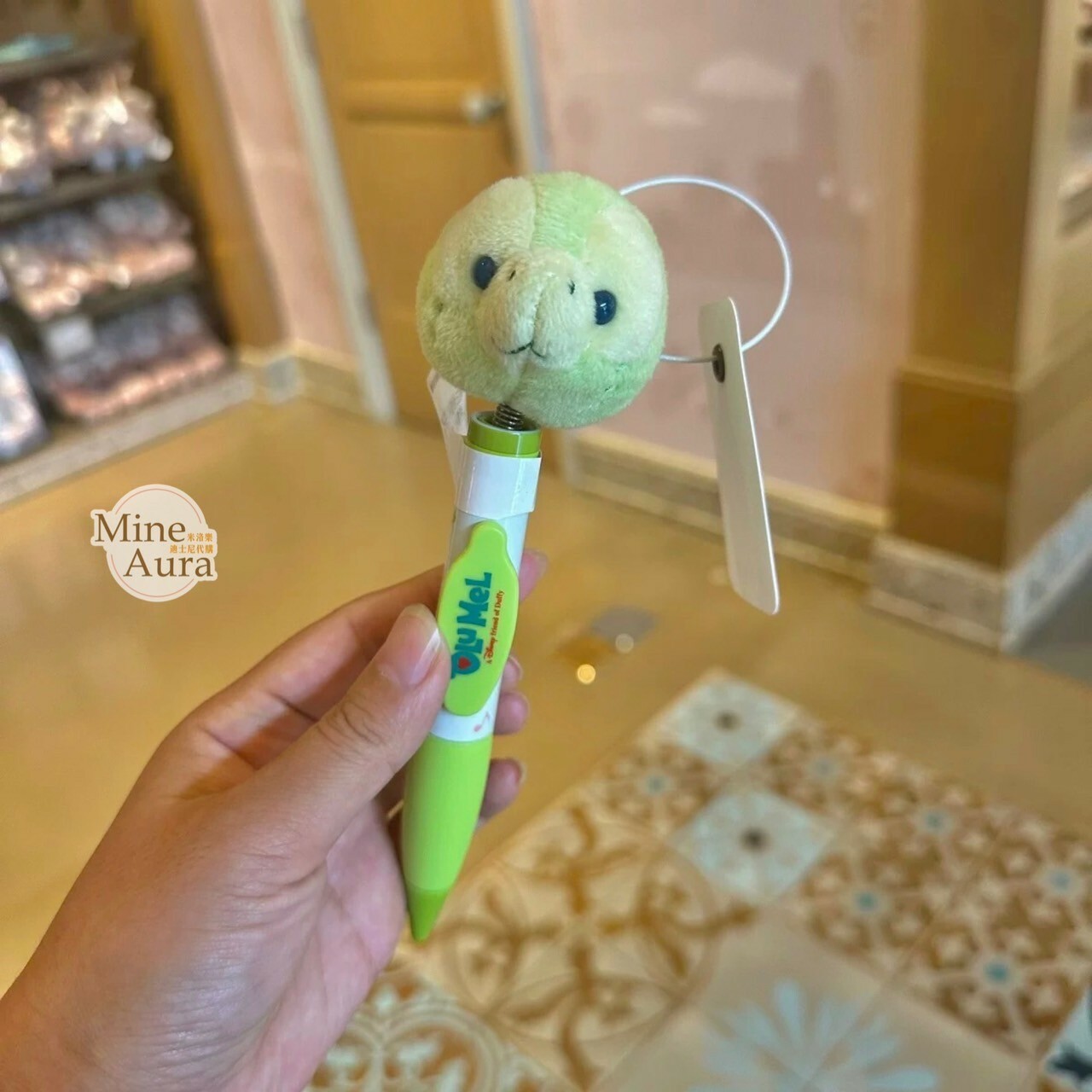 奧樂米拉 海龜 OluMel 絨毛大頭搖頭 圓珠筆 -上海迪士尼樂園