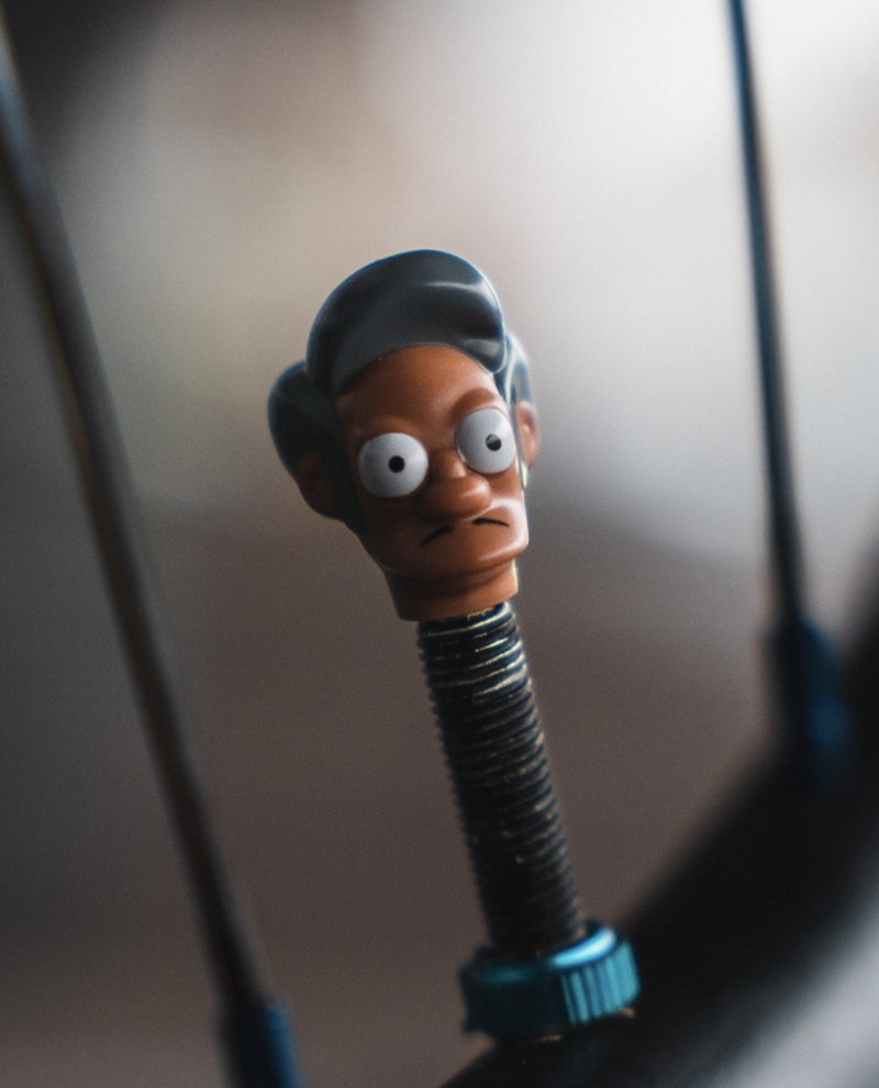 BRICKCAPS 辛普森阿普 氣嘴蓋