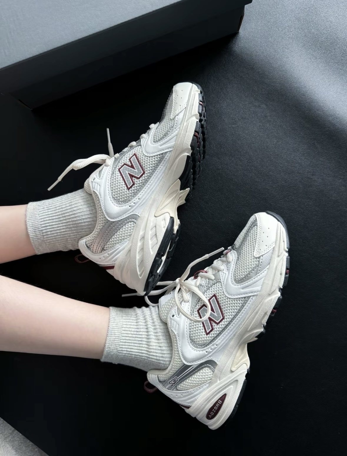 New Balance NB 530 櫻桃奶霜 酒紅色 白銀色 Y2K 復古 慢跑鞋 MR530SZ/預購