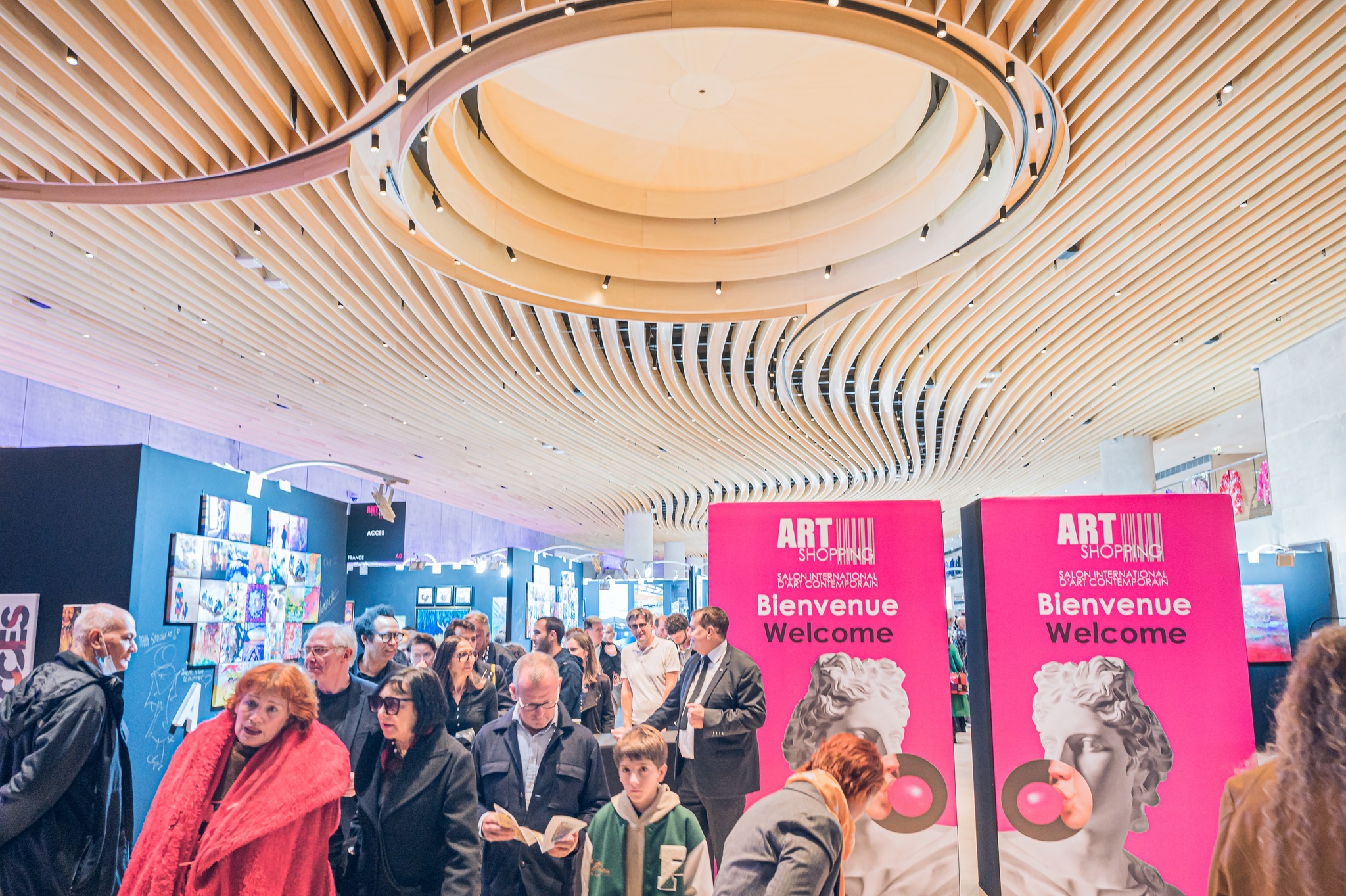 Art Exhibition at Carrousel du Louvre 2024