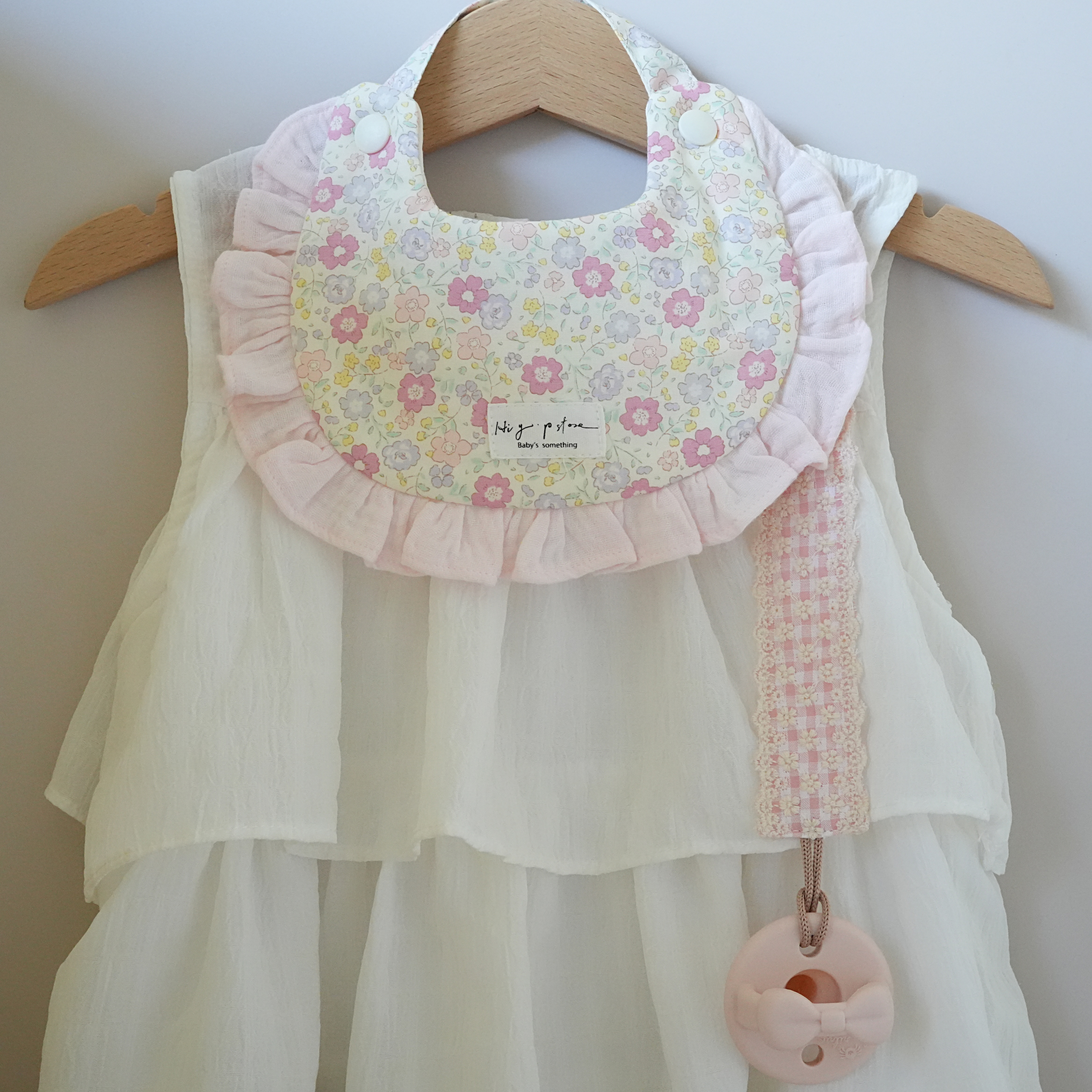 Hi Y.P store-手作圍兜-爛漫小花
