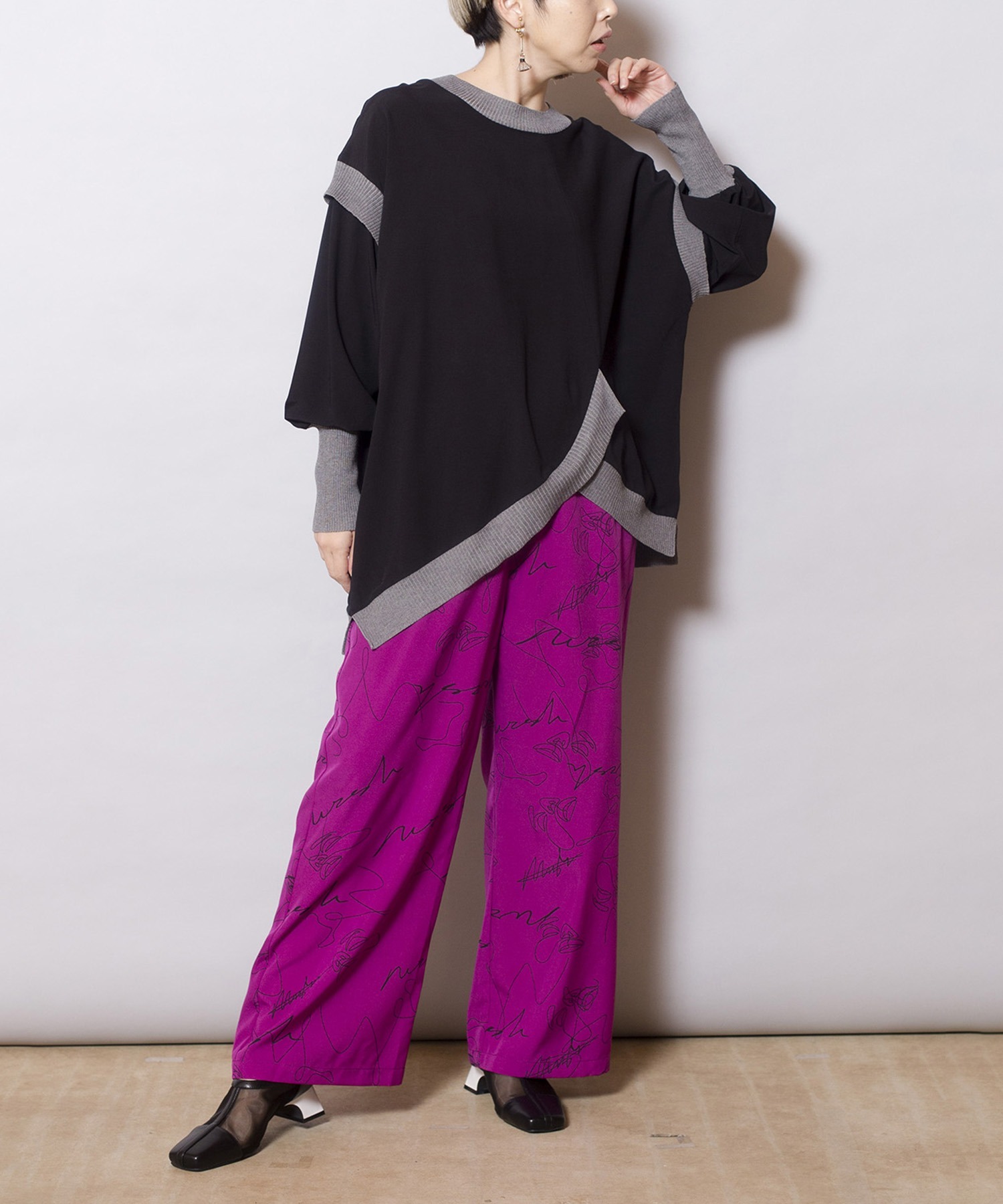 預購 - JP 線條圖案Pants