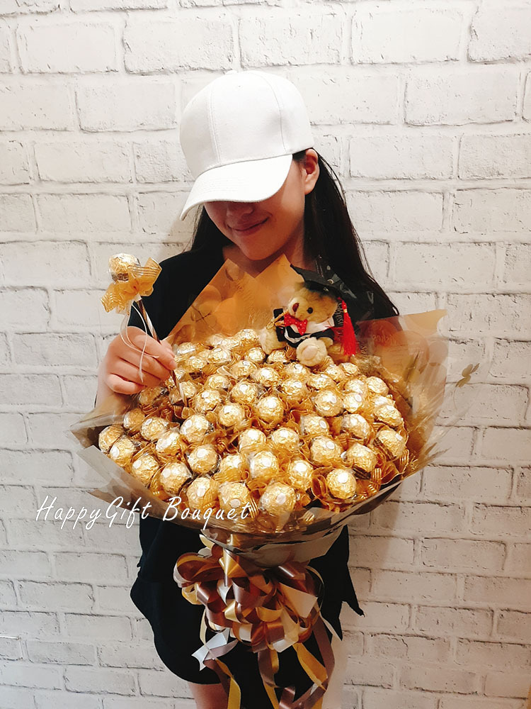 畢業熊玩偶60支金莎分享抽取式畢業花束graduate-Stuffed-Toys-60-Ferrero-Rocher-chocolate-shared-bouquet