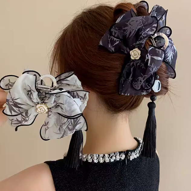 New Chinese-Style Lotus Tassel Hair Claw