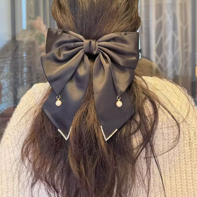 NEW Escaping Princess Pearl Pendant Ribbon Hair Clip