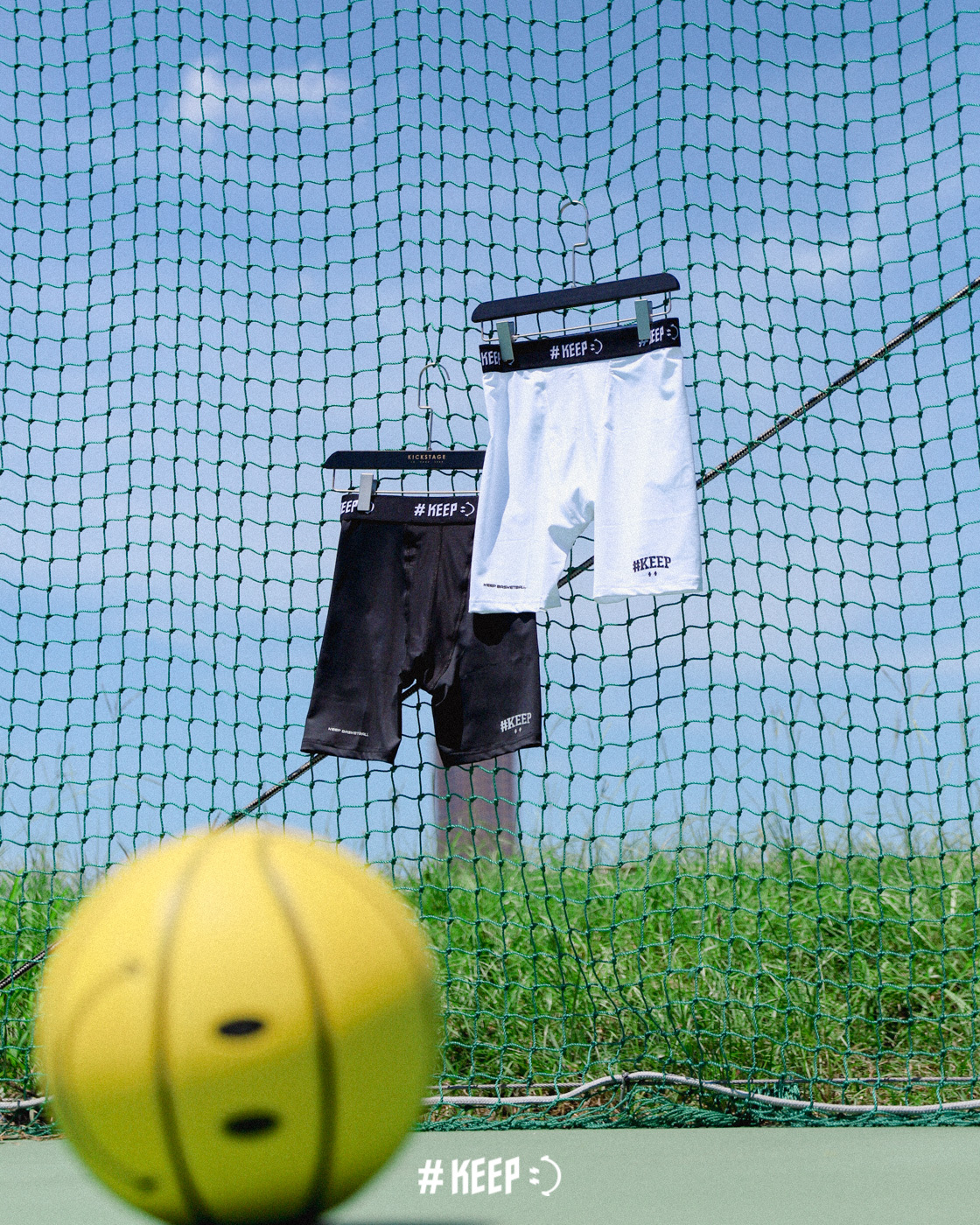 #KEEP SLOGAN LEGGINGS 黑 白 印花 彈性 運動 短束褲【KS231】ABshorts