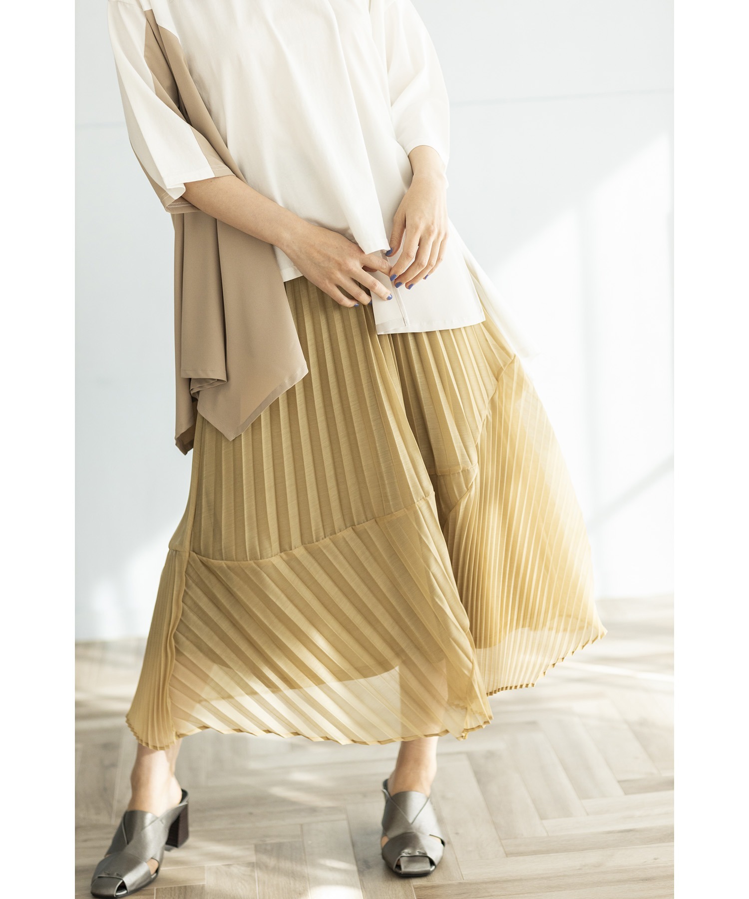 預購 - JP 不規則百褶裙