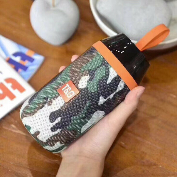 Portable bluetooth speaker (camouflage)