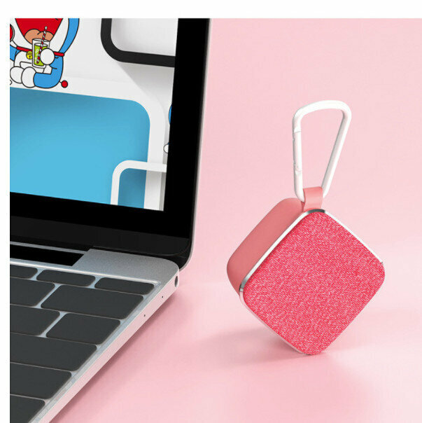 Outdoor bluetooth small speaker (pink)
