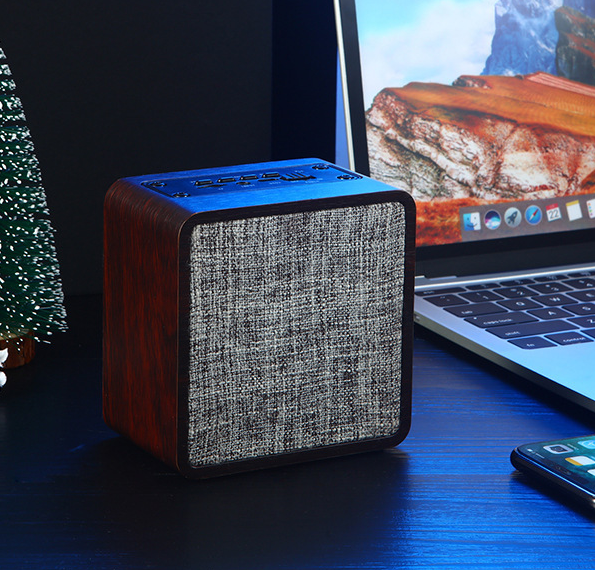 Wireless Fabric Bluetooth Speaker Card Household Multimedia Wooden Audio Walnut Grain (Export Version)