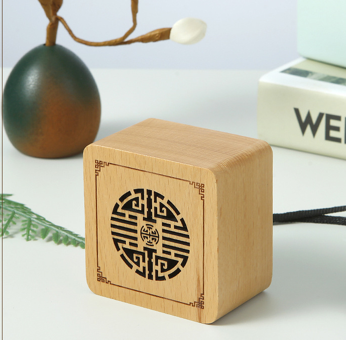 Portable bluetooth speaker wooden handicraft small speaker (A2)