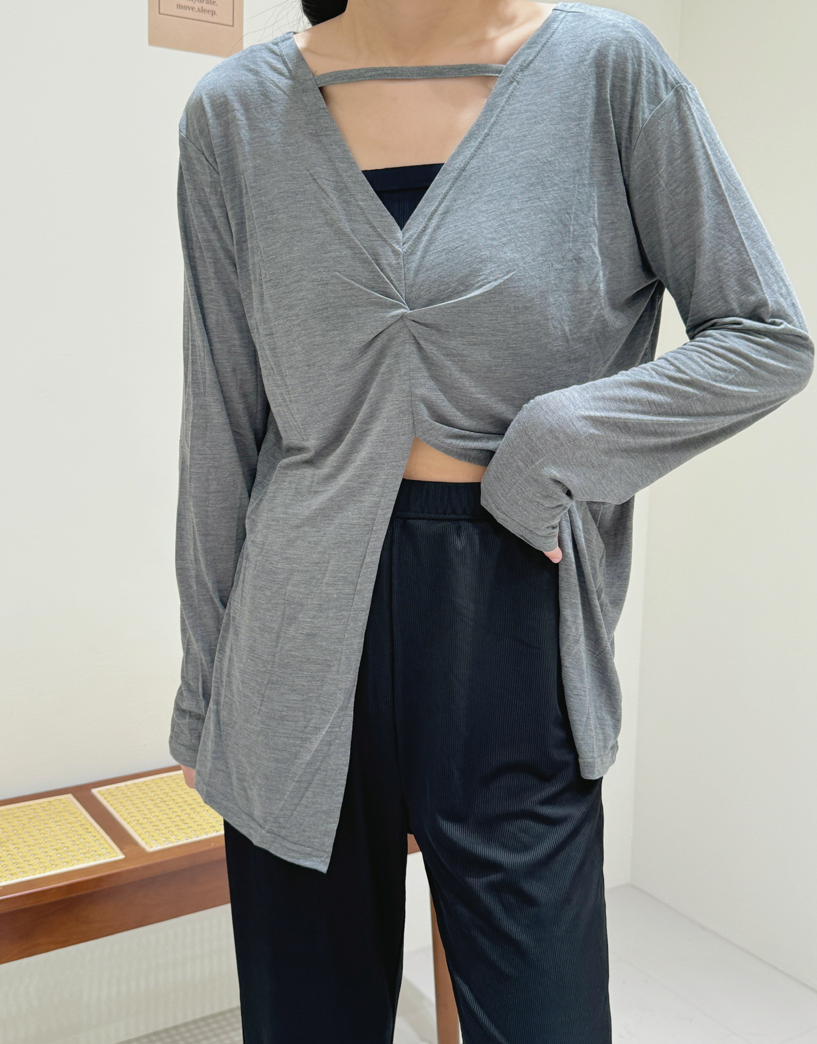 兩穿紐結寬鬆上衣