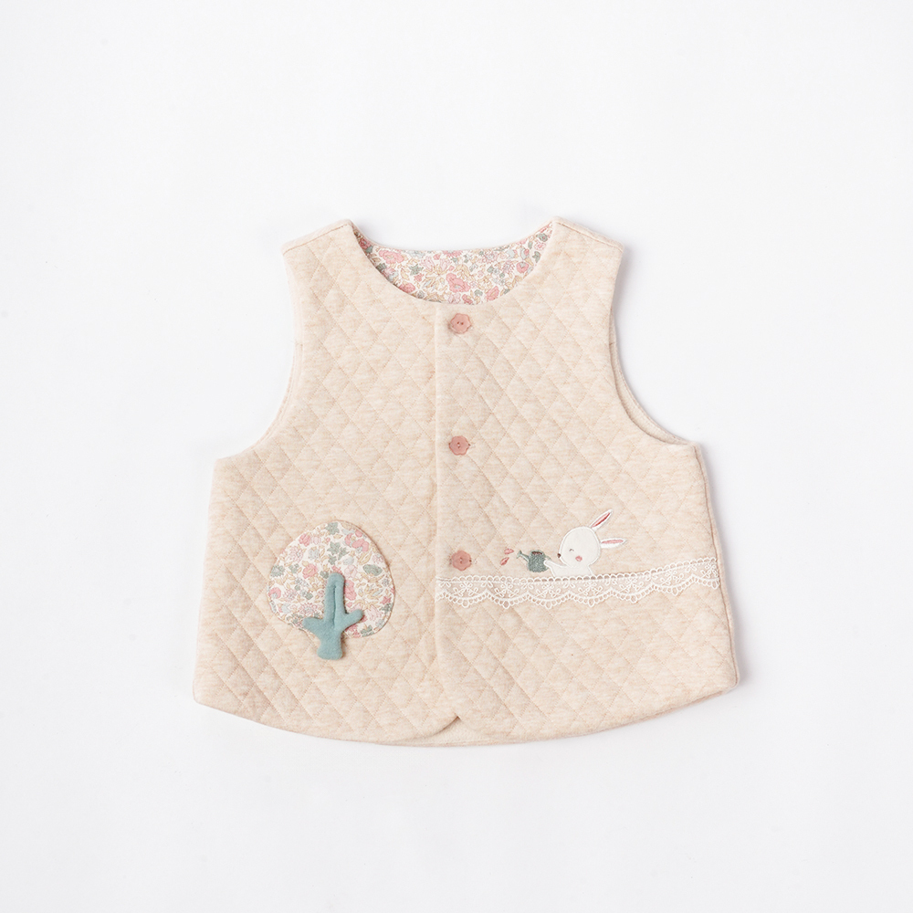 PIPPY 小樹裝飾夾棉秀氣壓紋圓領背心 米白