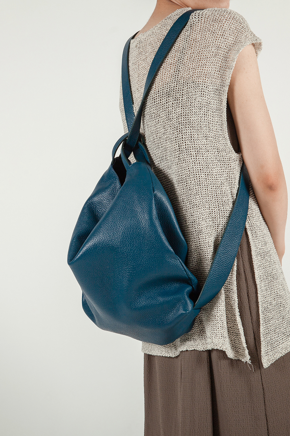 Doppia 極簡兩用中型方包 藍色