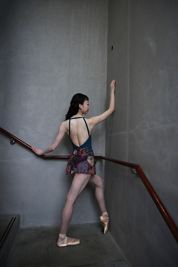 以色列 LULLI【LL-LUB884 公主線美背舞衣】可放胸墊