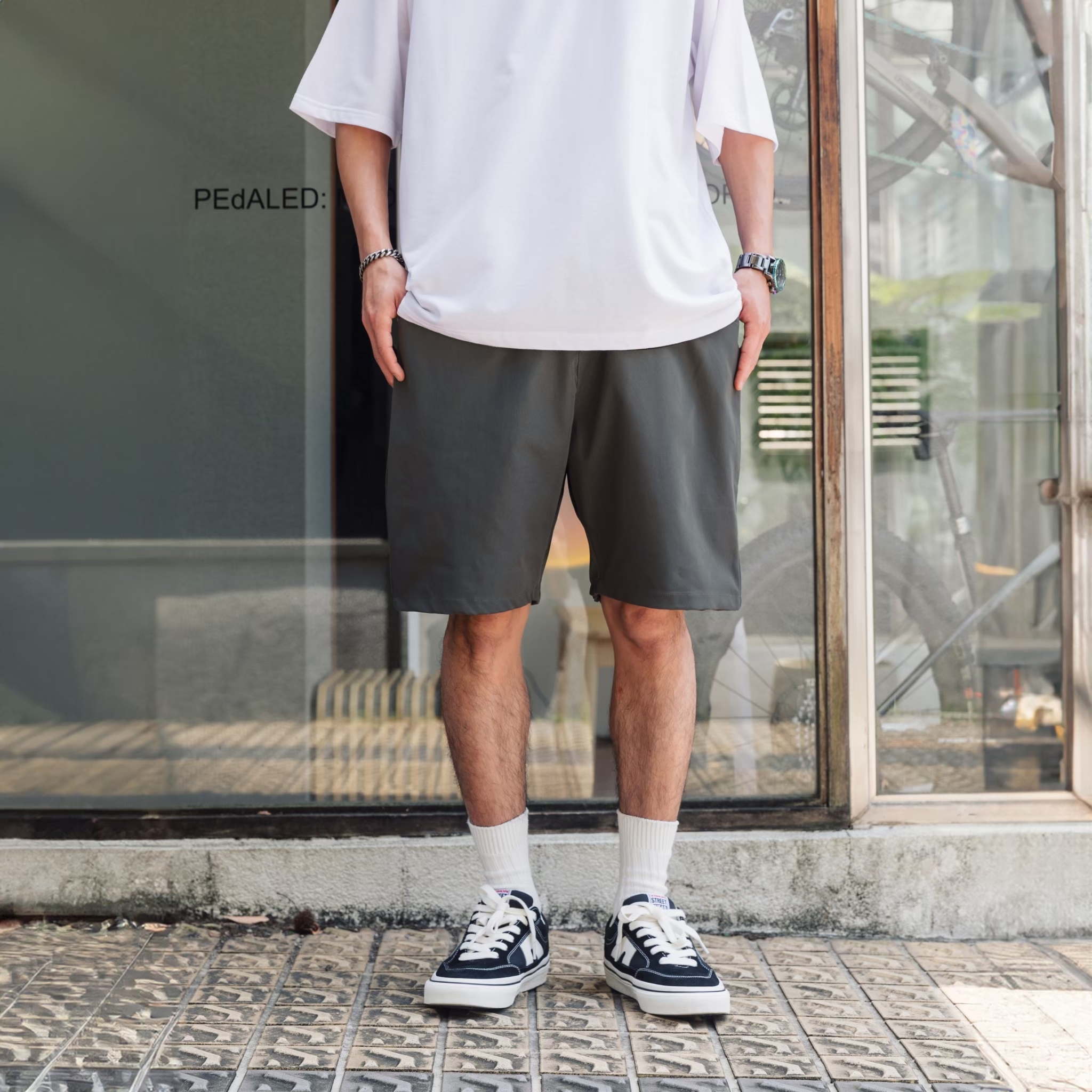 SBG 素面休閒南瓜短褲 W-K616