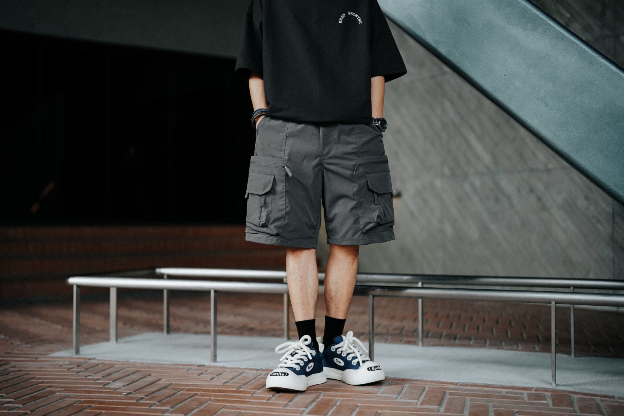 SBG 拉鍊多口袋速乾工裝短褲 042