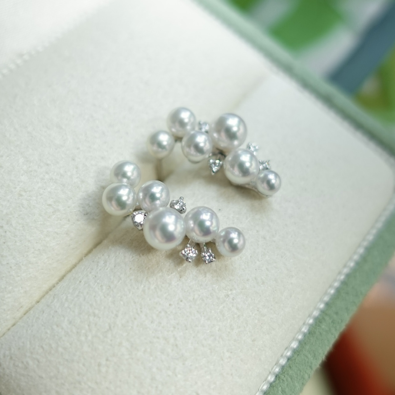 日本設計師系列-18K金彩凜珠鑽石耳環