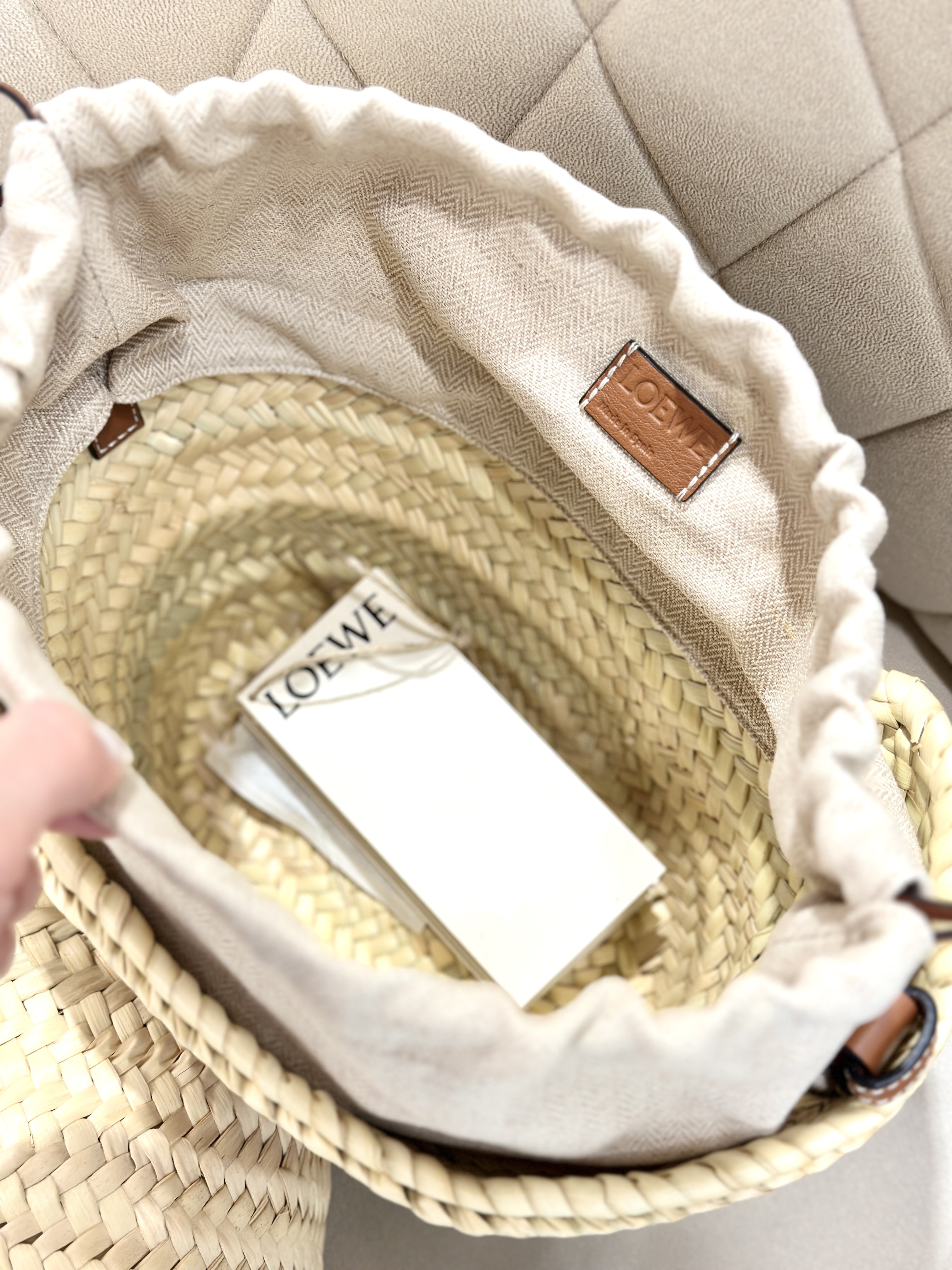 LOEWE Drawstring Bucket