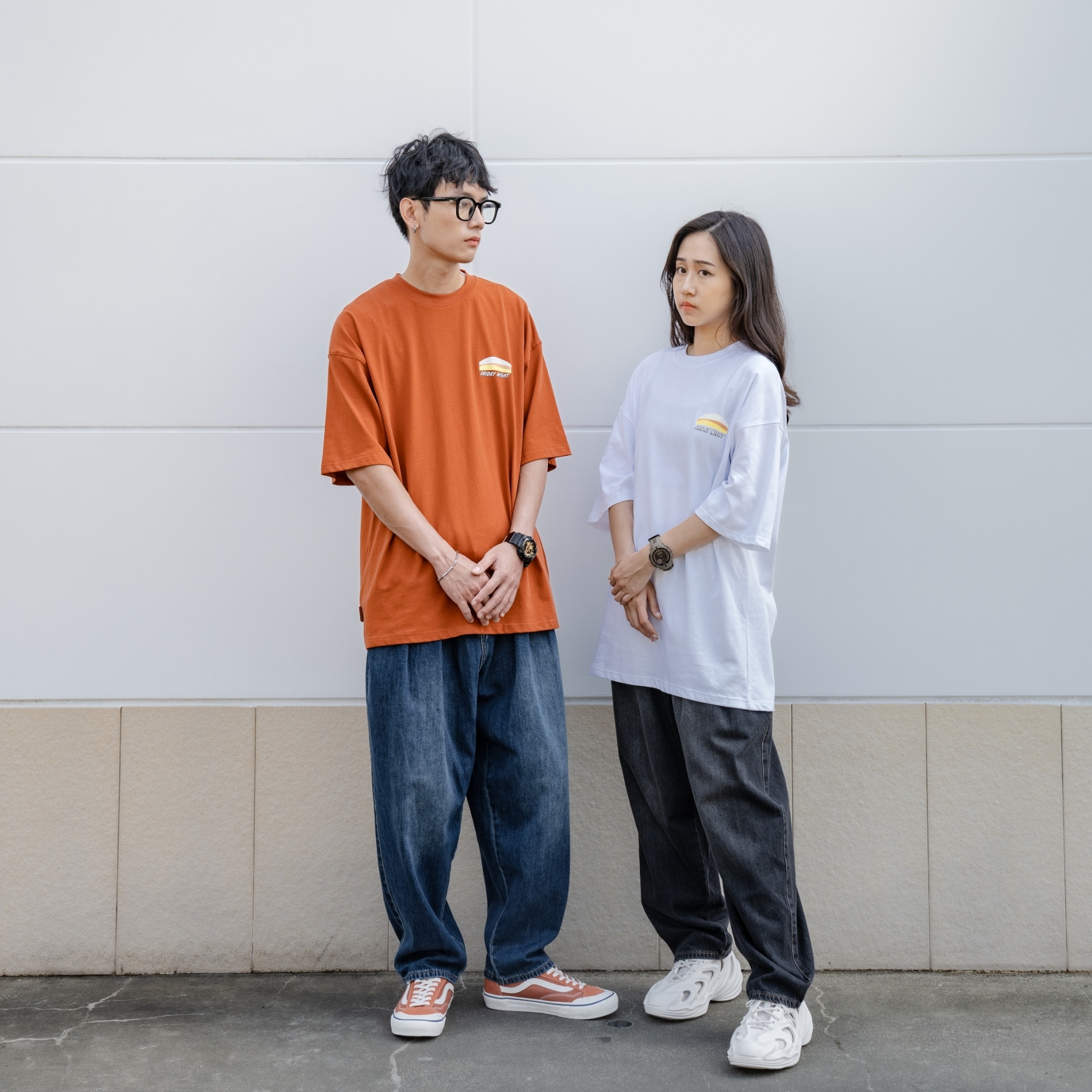 SBG 寬鬆輕刷白微錐牛仔褲 801