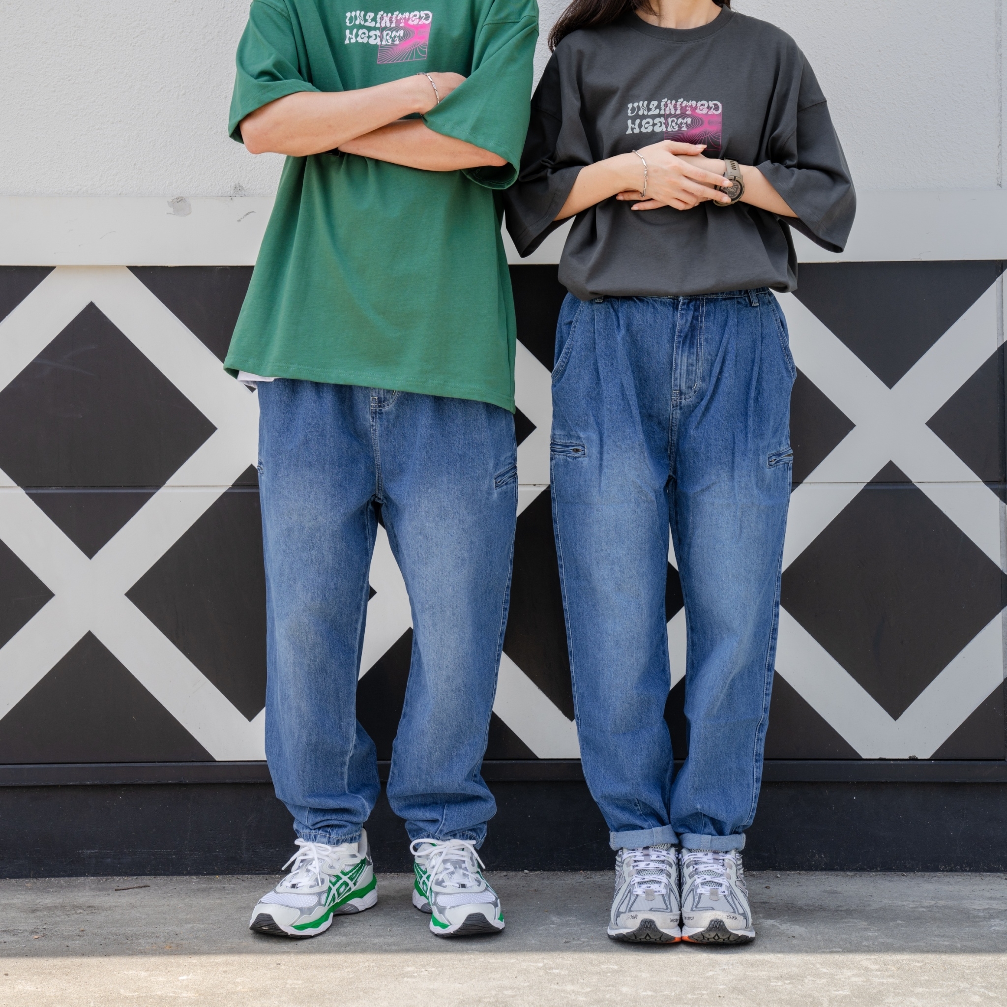 SBG 拉鍊口袋上寬下窄繭型牛仔褲 071