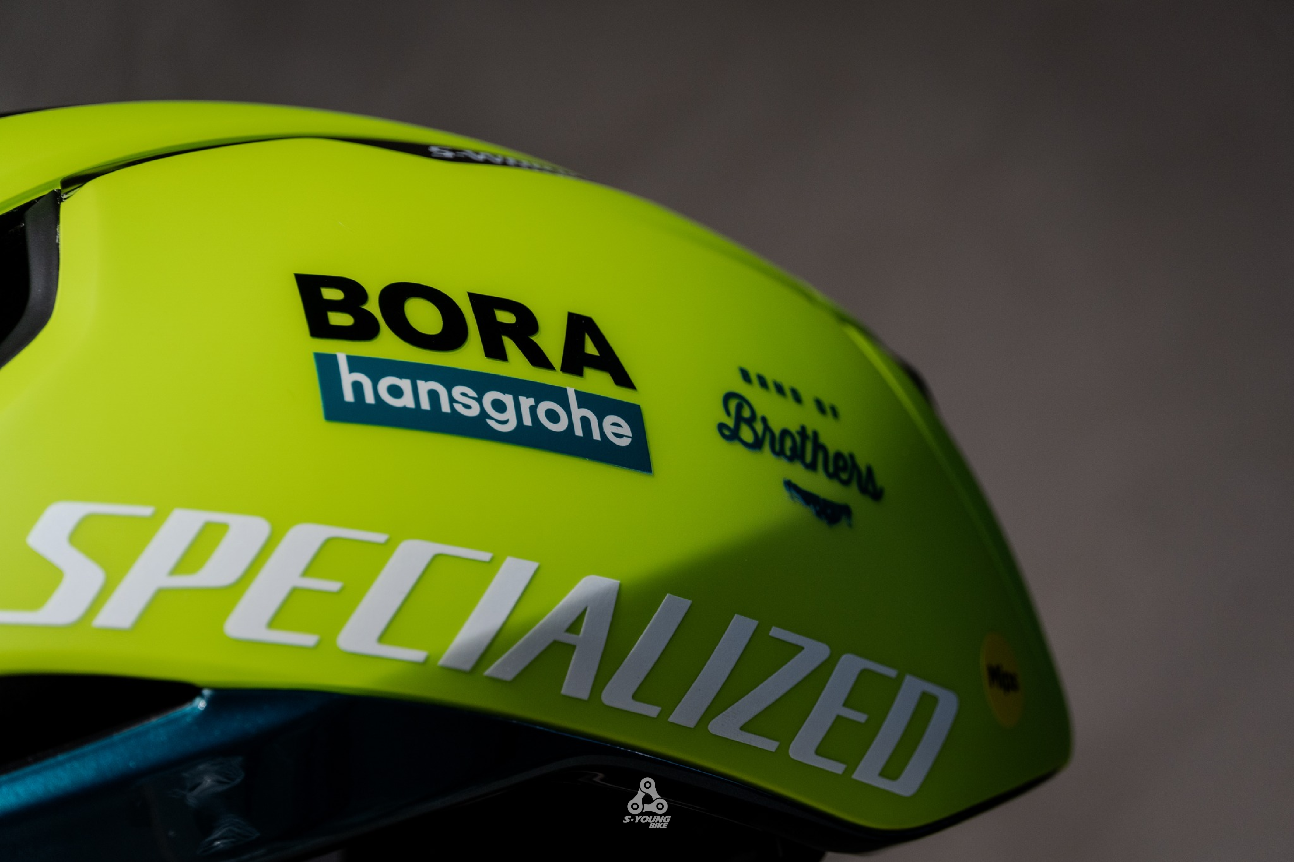 絕版優惠【Specialized】S-Works Evade 3  車隊限定版空力安全帽 /  Bora 螢光綠