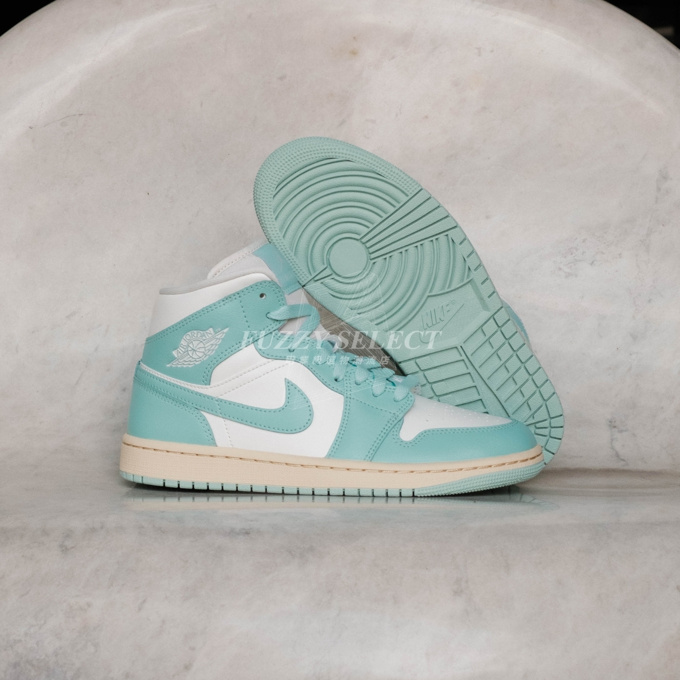 【逢甲 FUZZY】W Air Jordan 1 Mid "Light Dew" 湖水綠 BQ6472-132