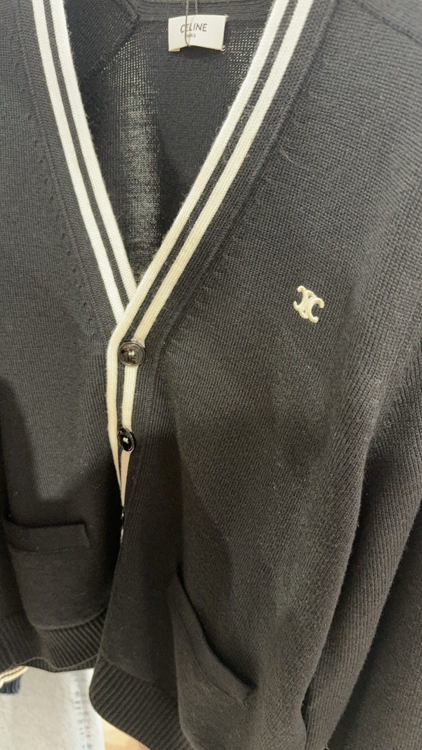 Celine 刺繡小LOGO黑色針織開衫 -M