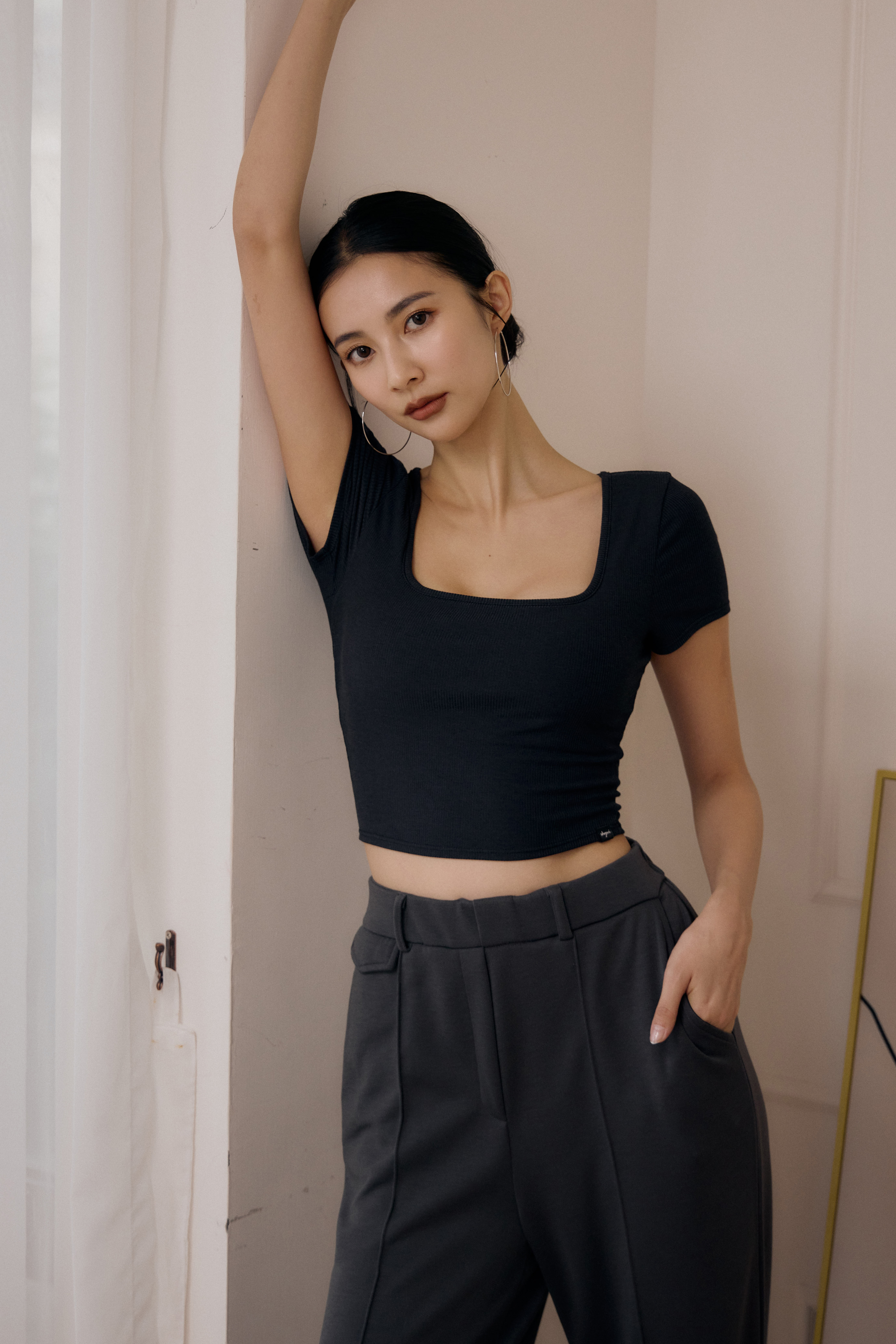 羅紋方領BRA TOP上衣- 黑