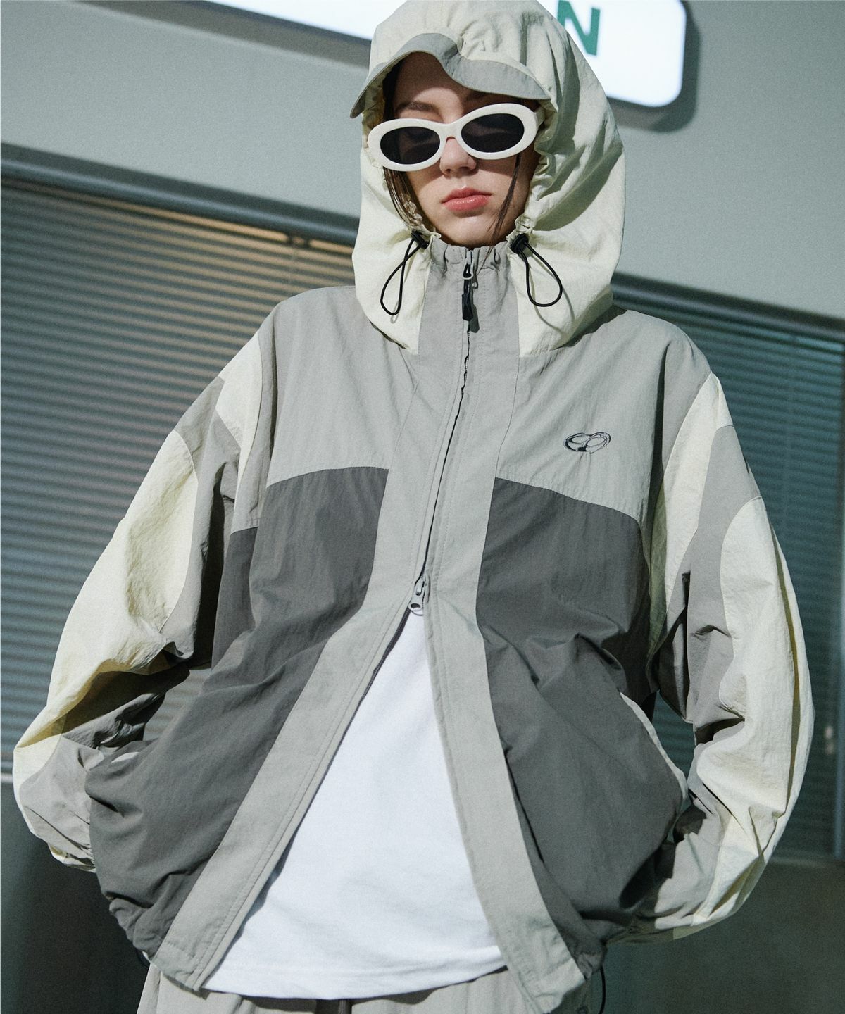 CPGN STUDIO Cracking Hooded Windbreaker