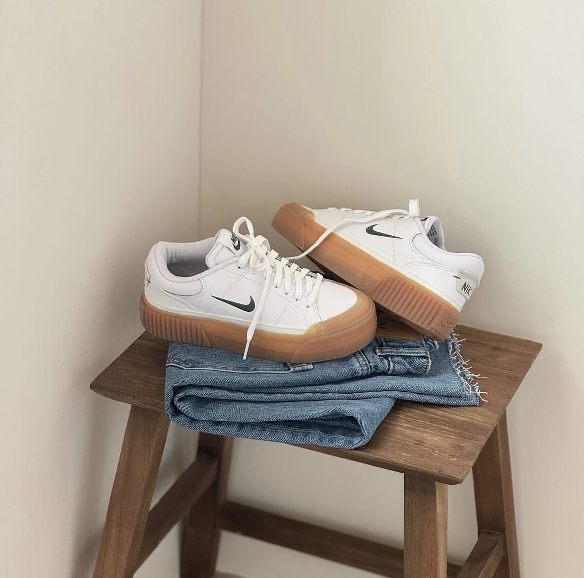 Nike Court Legacy Lift 全白 抹茶小勾 皮革 小白鞋 厚底 焦糖底 FV5526-100/預購