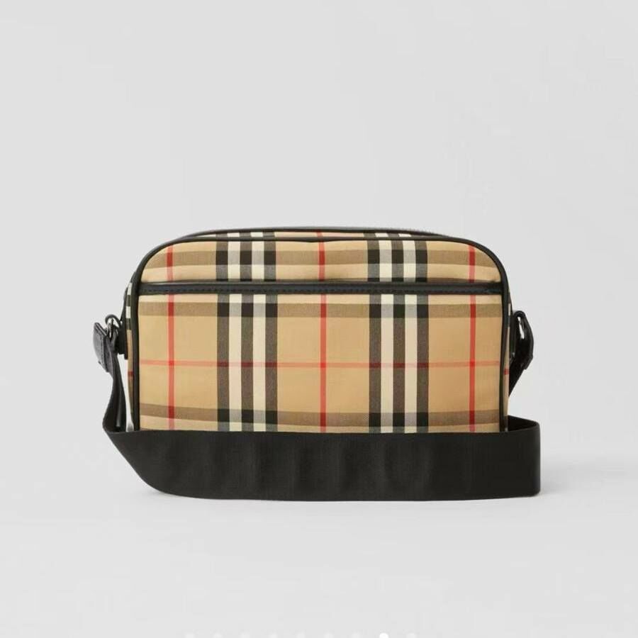 Burberry精巧的斜背包