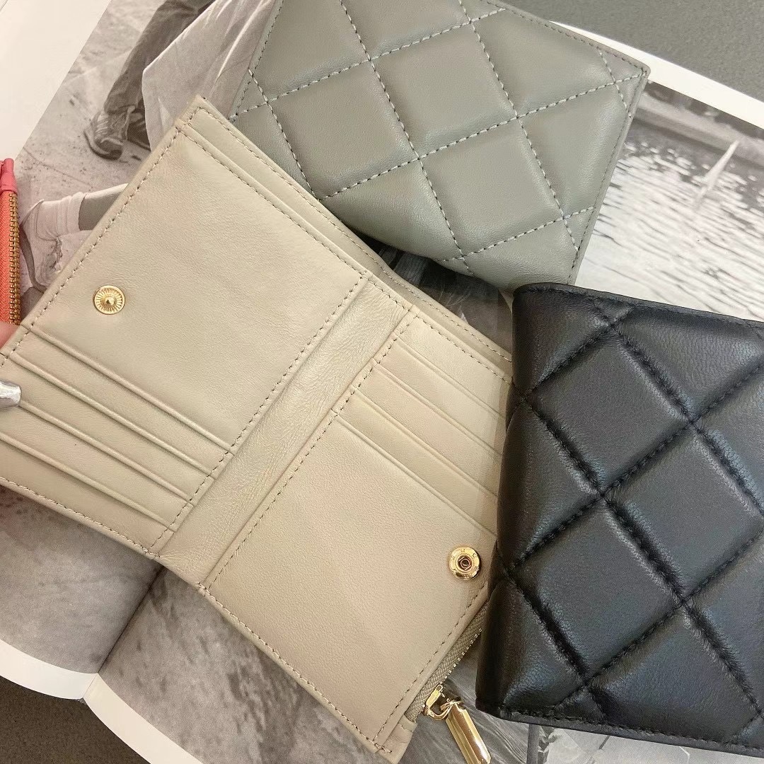 CH12 菱格軟熟羊皮韓國🇰🇷銀包