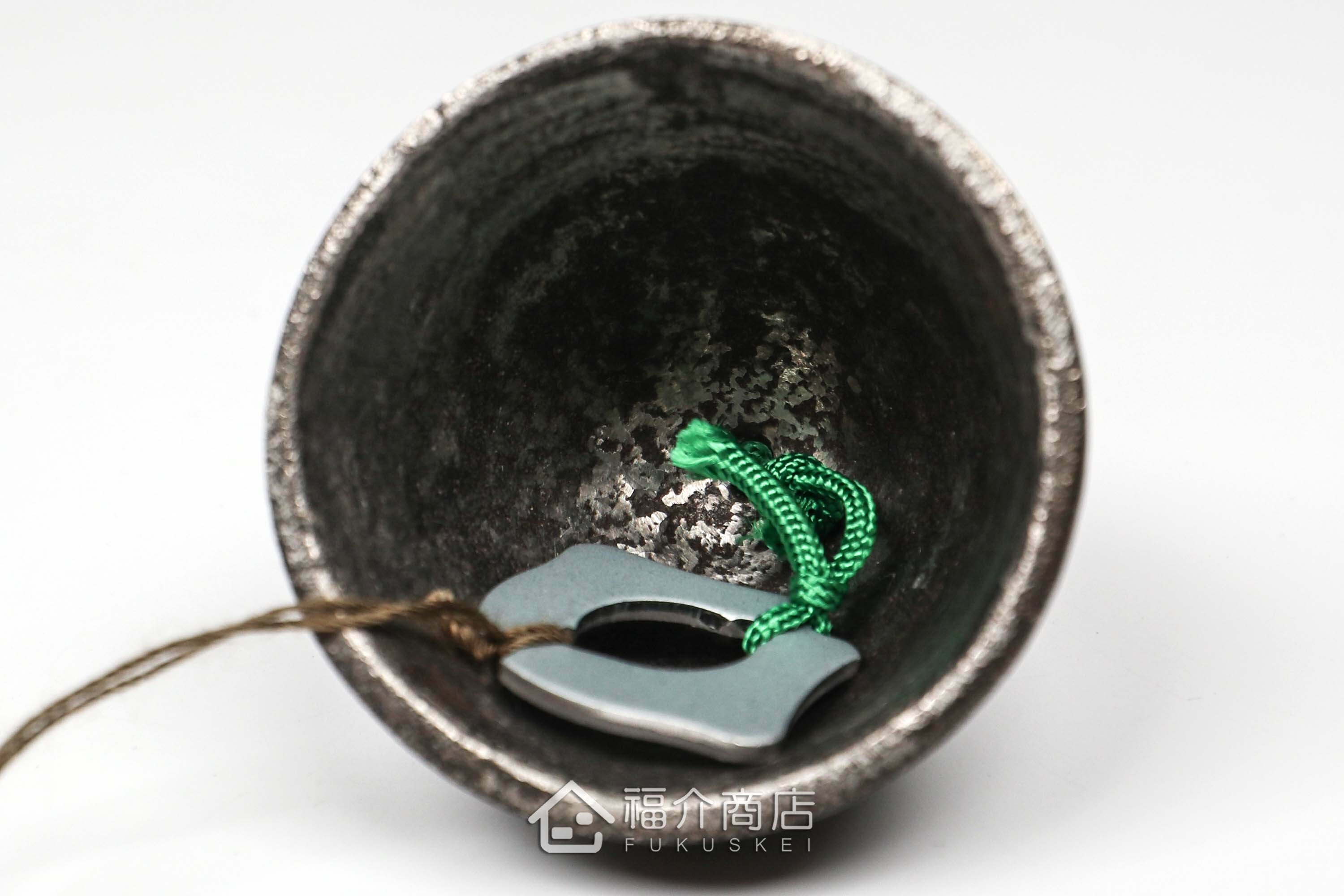 鑄鐵材質的黑色風鈴