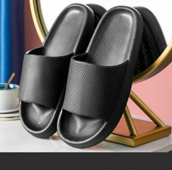 Hot Recommended Shit Slippers (Black) [Male 42-43] [Please contact customer service to confirm the delivery size after placing the order]
