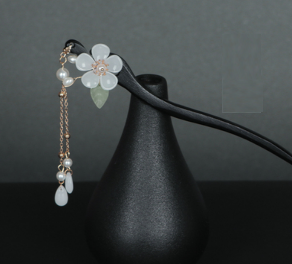 Popular ebony antique style tassel walking hairpin (Qingyan) (size: hairpin length 17cm, tassel length 10cm)