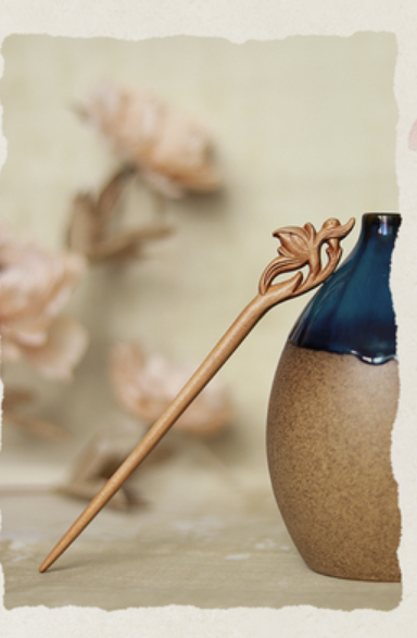 Popular ancient style elegant peach wood original color hairpin (colors vary, shipped randomly) (peach blossom) (size: hairpin length 18cm)