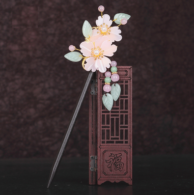 Hot style antique ebony tassel hairpin (Yu Qing) (size: hairpin length 18cm)