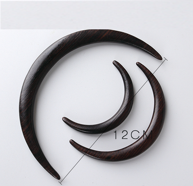 Hot style classical and simple sandalwood crescent-shaped bun (ebony large size) (size: length 12cm)